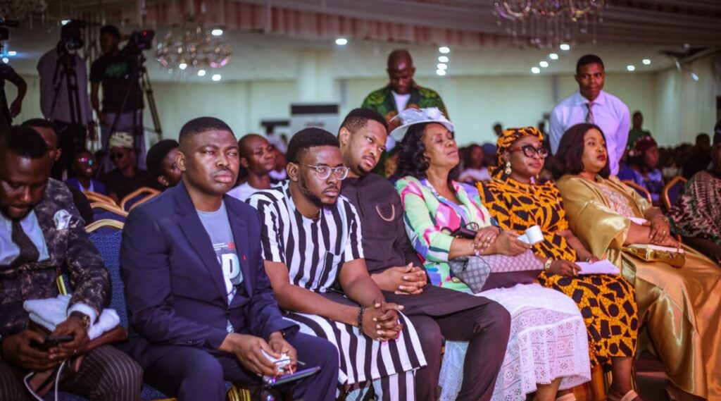 https://stonixnews.com/eben-alonge-mike-bamiloye-oyor-others-brace-for-unstoppable-generation-in-ibadan/