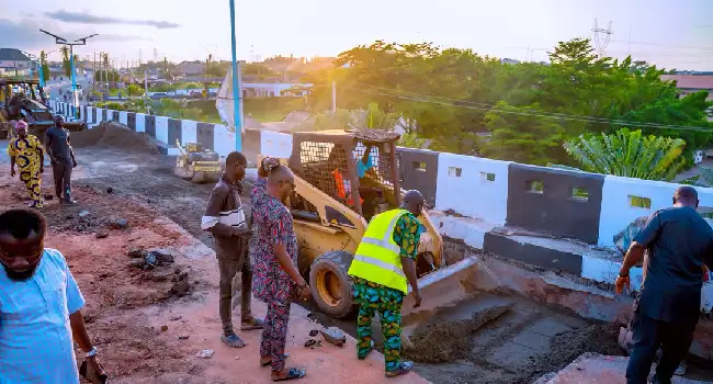 OSUN State Governor Ademola Adeleke has ordered immediate repairs and heightened security surveillance across the state following damage to a section of the newly commissioned N8.52 billion Lameco Flyover in Osogbo, attributing the structural defect to political sabotage and vandalism.