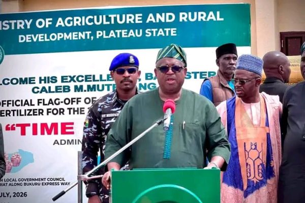 Farming: Plateau Gov Flags Off Distribution of 500 Trucks Of Fertiliser 