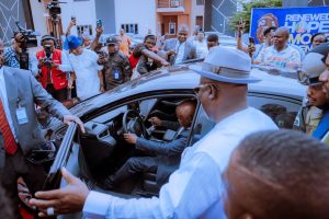 Oborevwori Inaugurates 12 Duplexes, Presents Cars To Permanent Secretaries