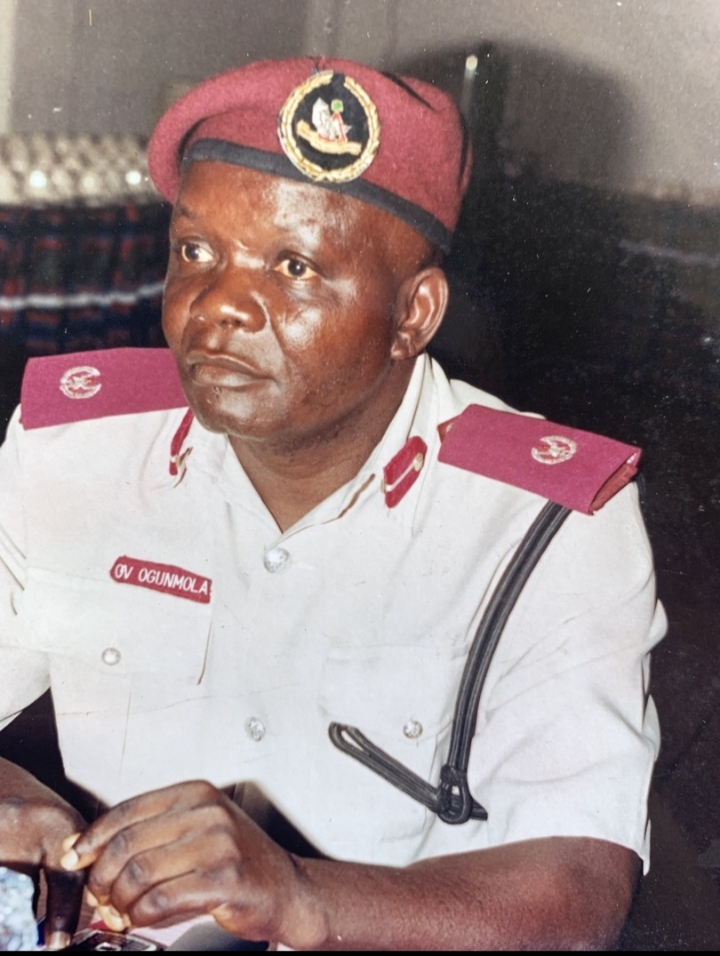 ‎Vincent Ogunmola: A Life of Learning, Service, Law, Legacy
