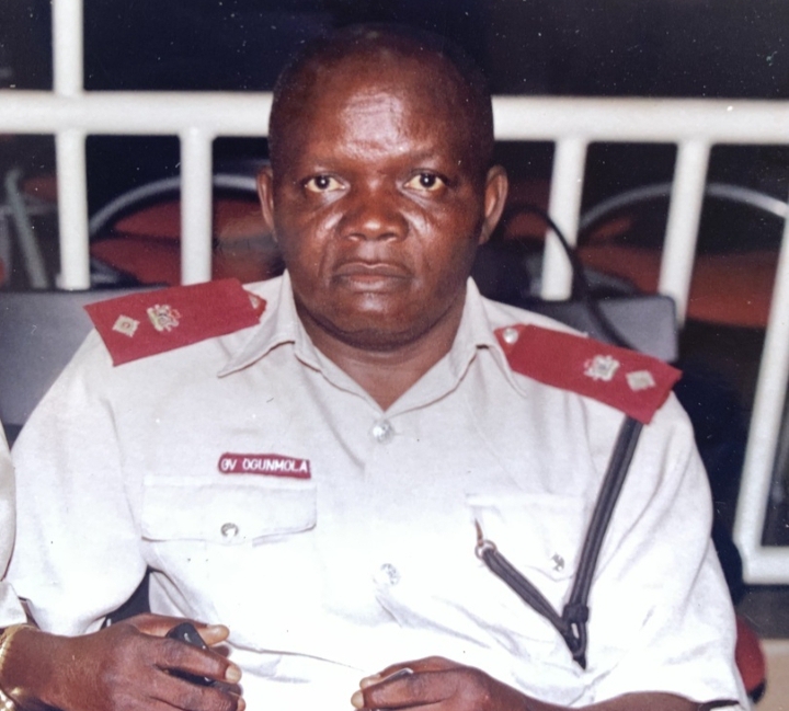 ‎Vincent Ogunmola: A Life of Learning, Service, Law, Legacy